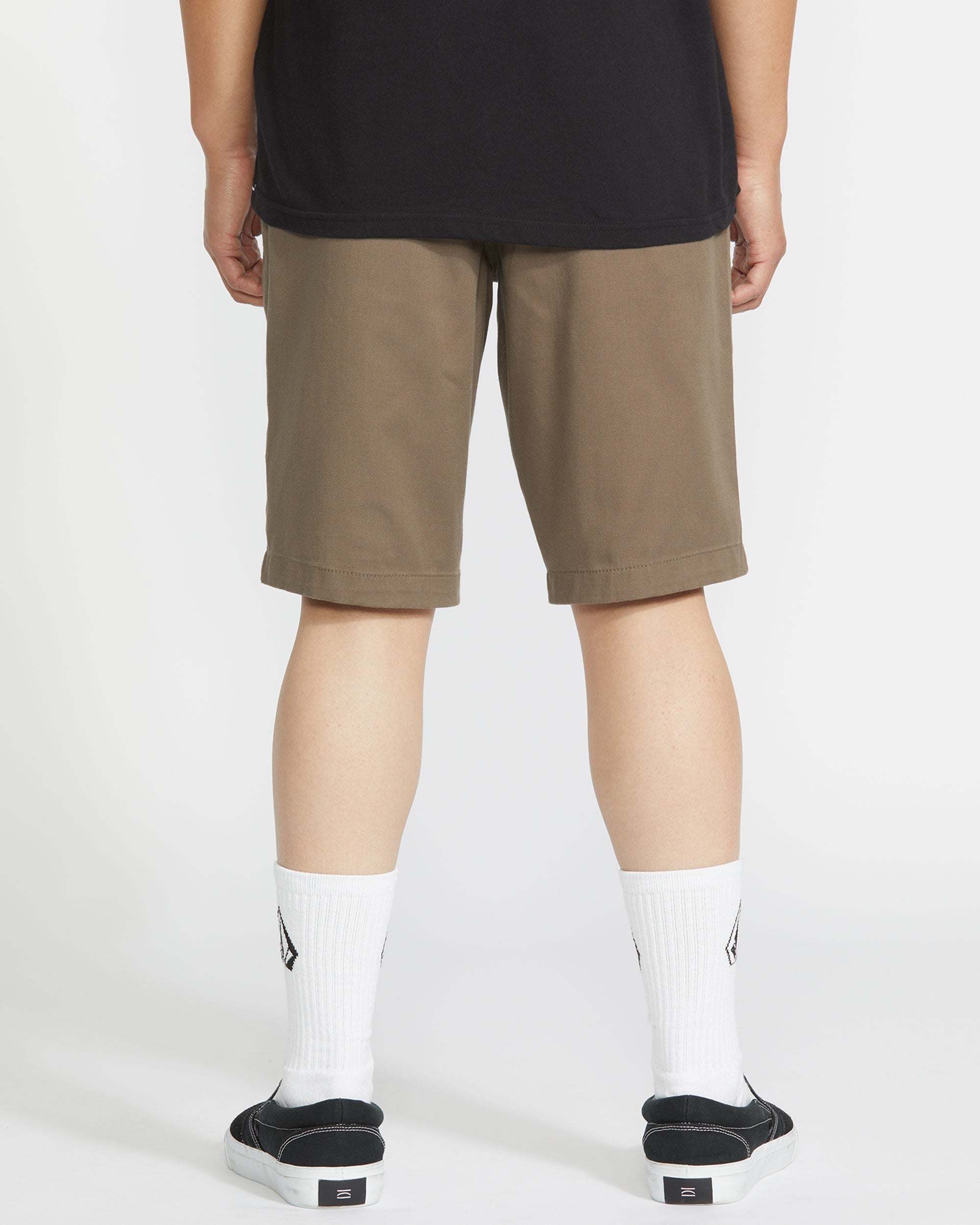 新品　BRIEFING BUSH RELAXED SHORT PANTS Men's Frickin Modern Stretch Shorts - Volcom