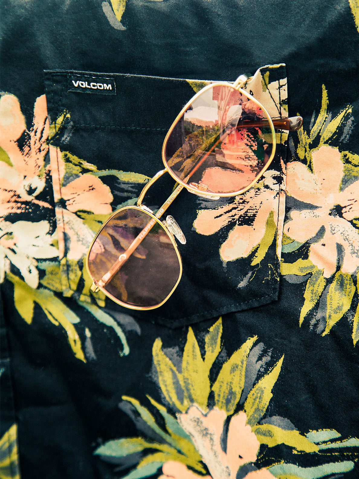 Happening Sunglasses - Gloss Gold/Pink