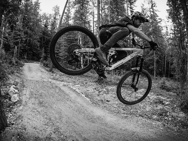 action shot of mountain bikers