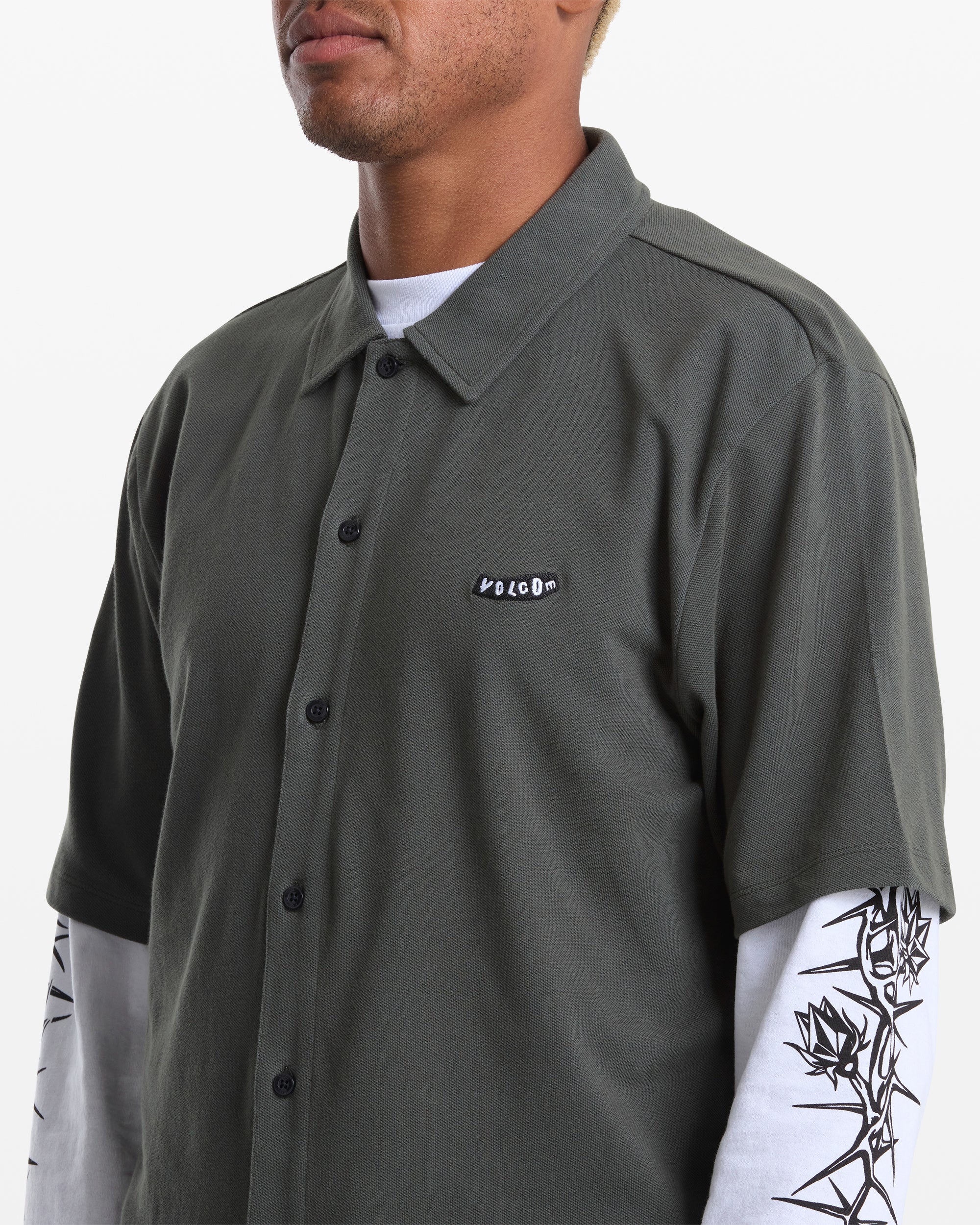 Men's Chavo Button Down Short Sleeve Tee - Volcom