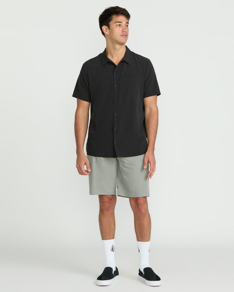 Volcom Men's Ridgestone Short Sleeve Shirt Stealth