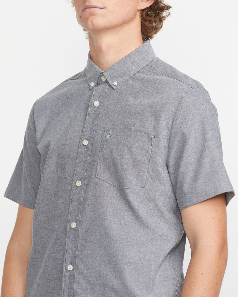 Volcom Men's Everett Oxford Short Sleeve Shirt Grey