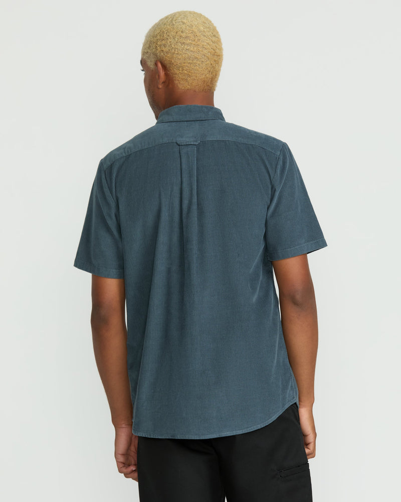 Volcom Men's Date Knight Short Sleeve Shirt Dark Slate