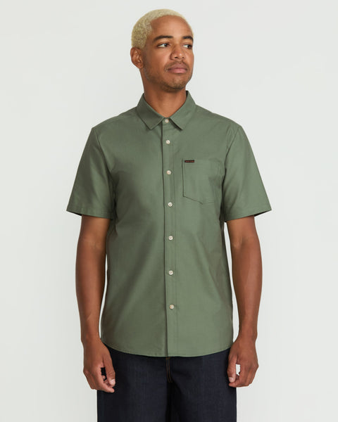 Volcom Men's Veeco Oxford Short Sleeve Shirt Light Olive