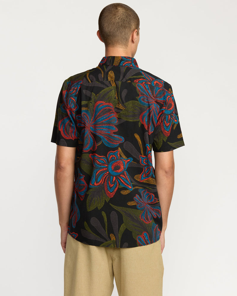 Volcom Men's Rendezvous Floral Short Sleeve Shirt 