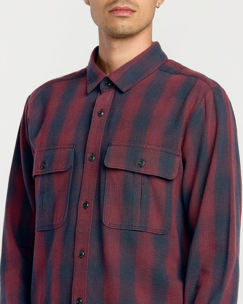 Volcom Men's Shadowstone Flannel Long Sleeve Shirt 