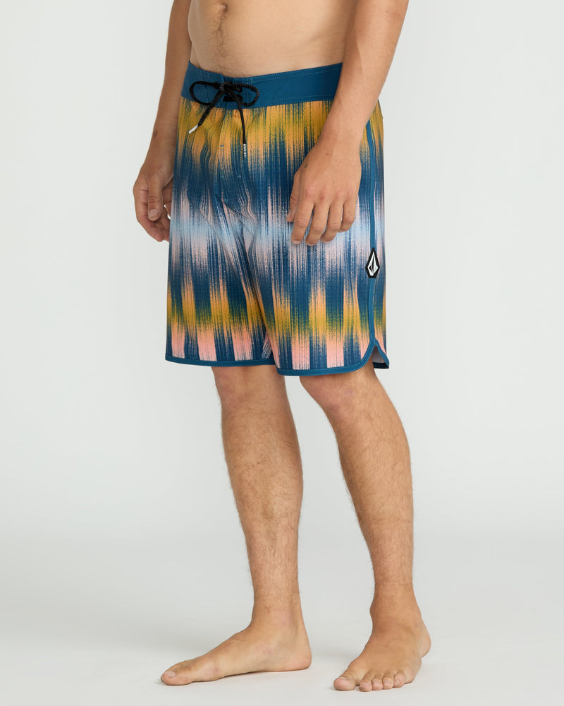 Volcom Men's Infuse Scallop Mod Navy