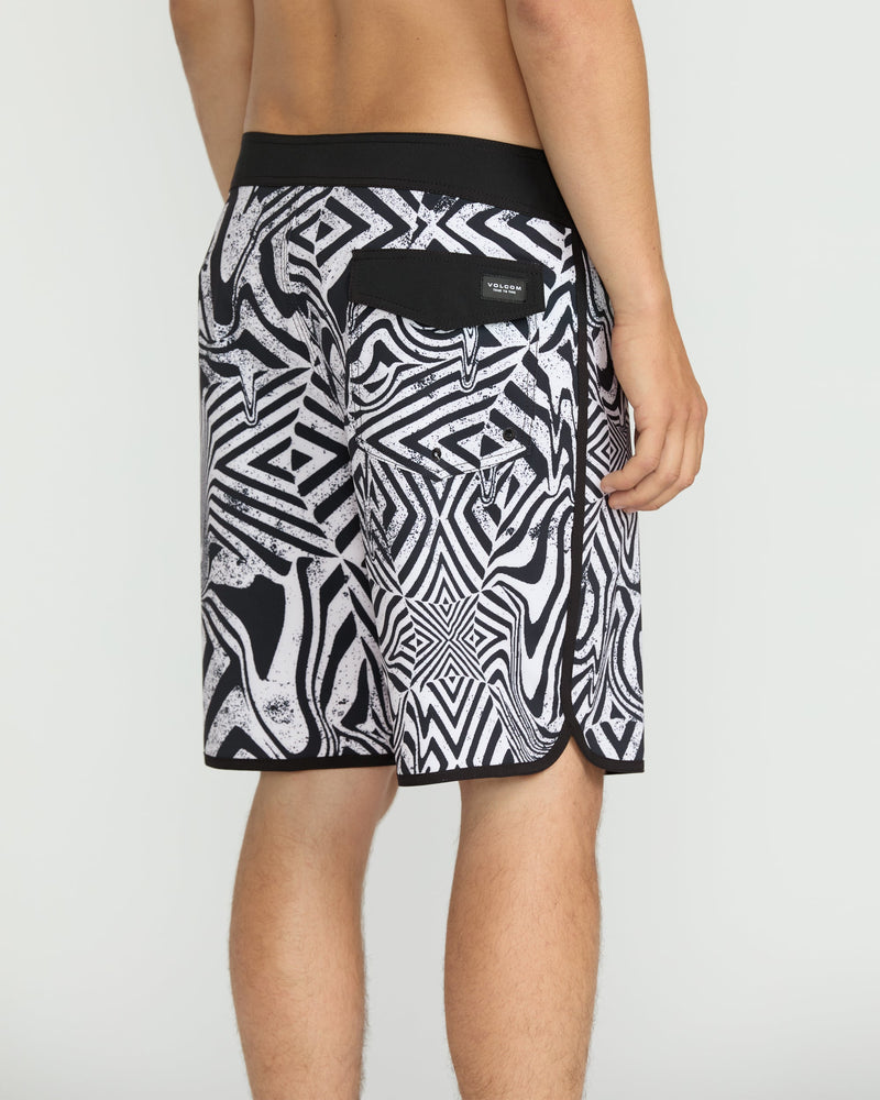 Volcom Men's Infuse Scallop Mod White/Black