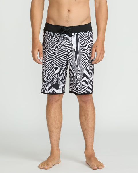 Volcom Men's Infuse Scallop Mod White/Black