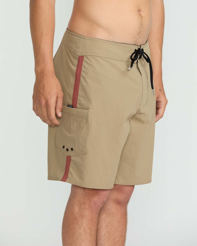 Volcom Men's Command Mod Khaki