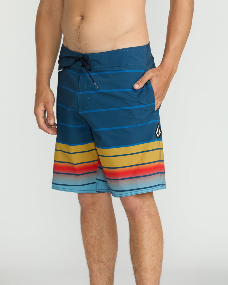 Volcom Men's Quarta Fade Mod Deep Blue