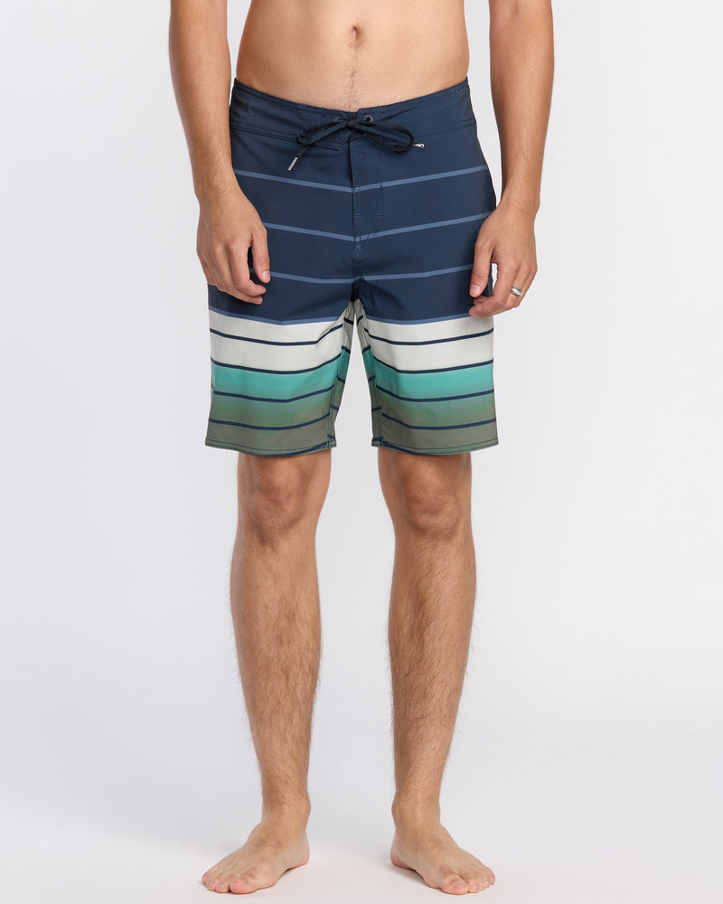 Volcom Men's Quarta Fade Mod Navy Combo