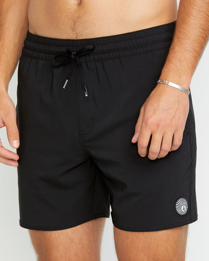 Volcom Men's Lido Solid 16" Trunks Black