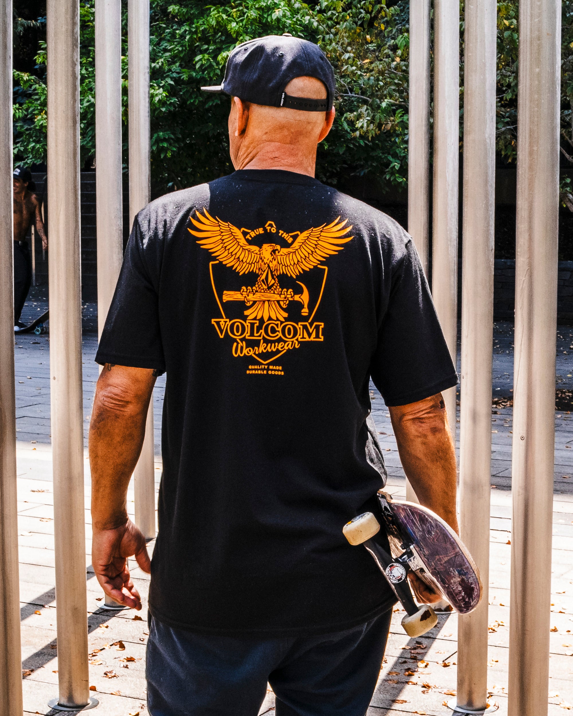 Men's Hammered Split Short Sleeve Tee - Volcom