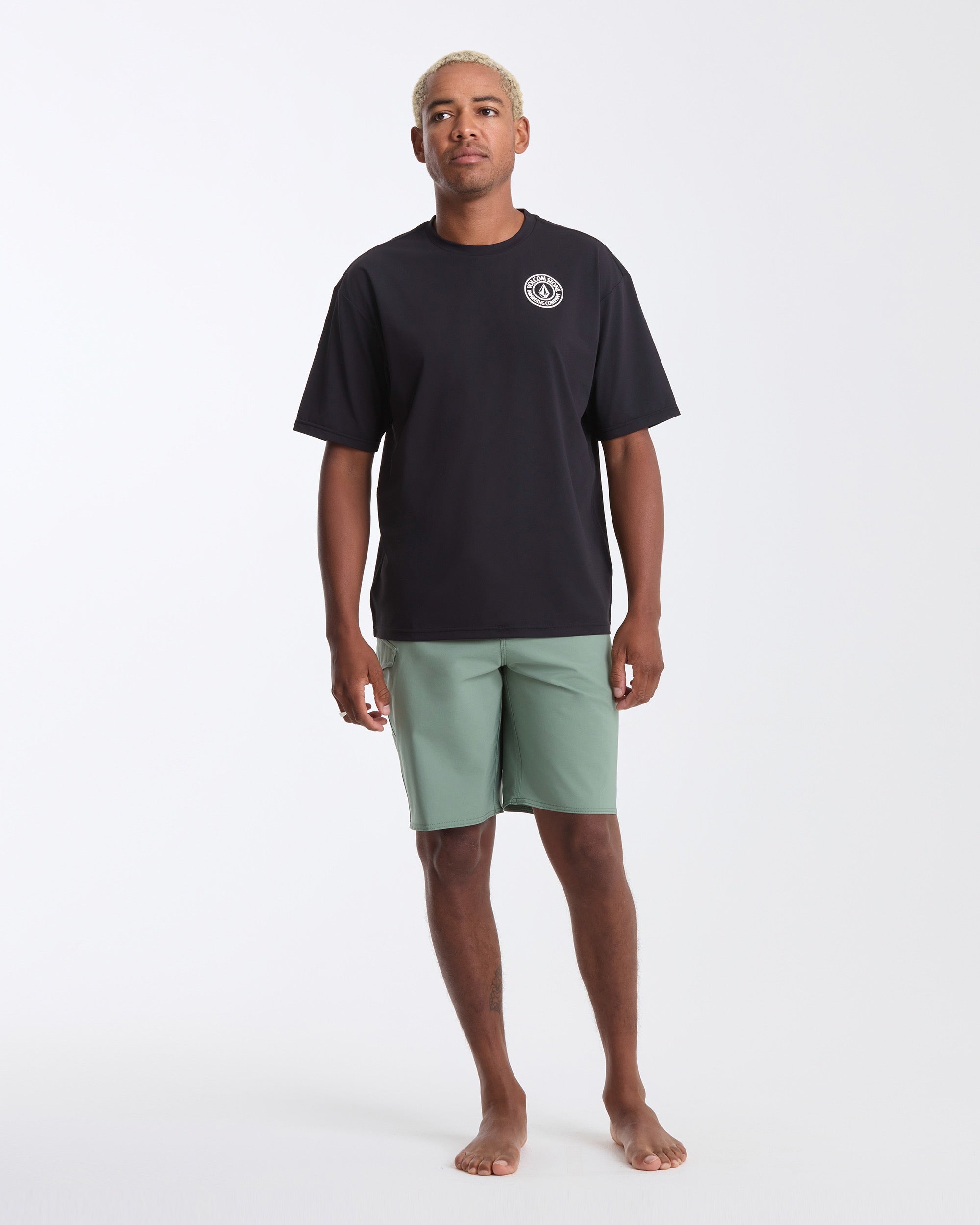 【更に更に値下げ】 VOLCOMユース WEAR Men's Drain You Short Sleeve Thrashguard - Volcom