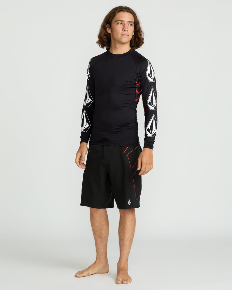 Volcom Men's Surf Vitals J Robinson Tght Long Sleeve Rashguard Black/Red