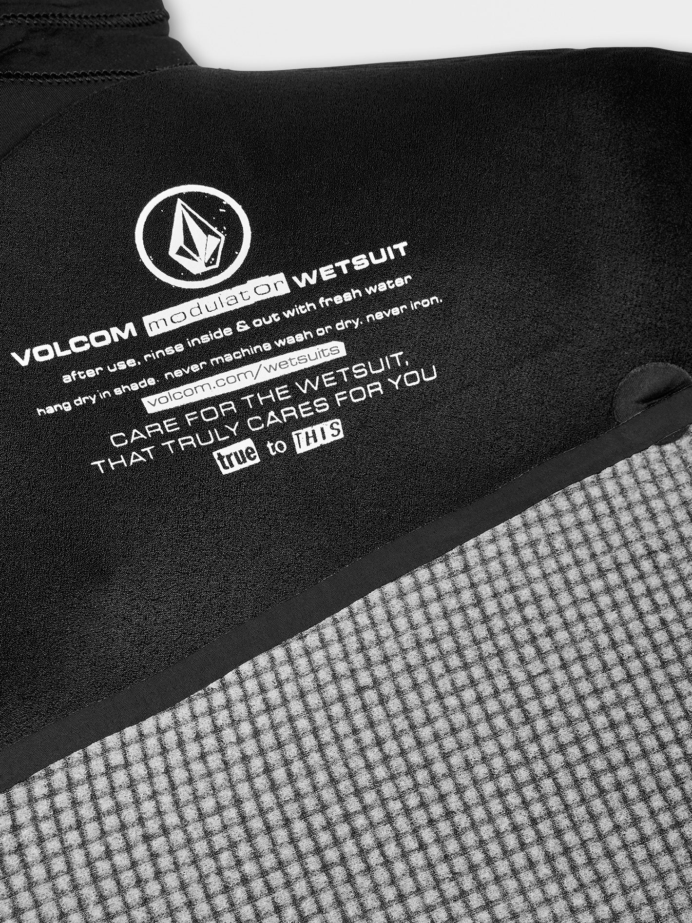 Mens Modulator 5/4/3mm Hood Chestzip Fullsuit - Black – Volcom US