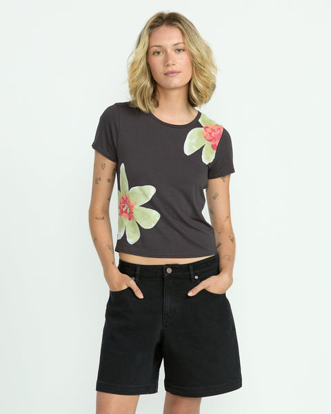 Volcom Women's Strait Up Long Shorts Black Out