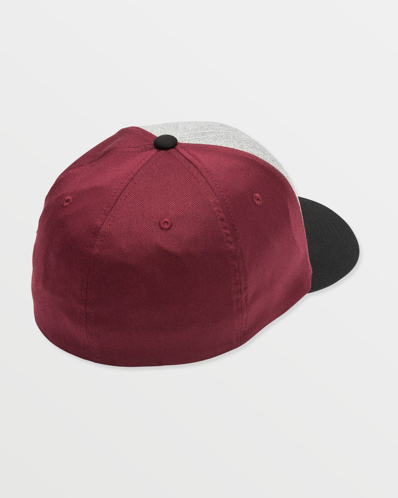 The Men's Full Stone Heather Flexfit Hat by Volcom features a heathered Dark Slate gray front, burgundy back and sides, black brim and top button, shown on a white background.