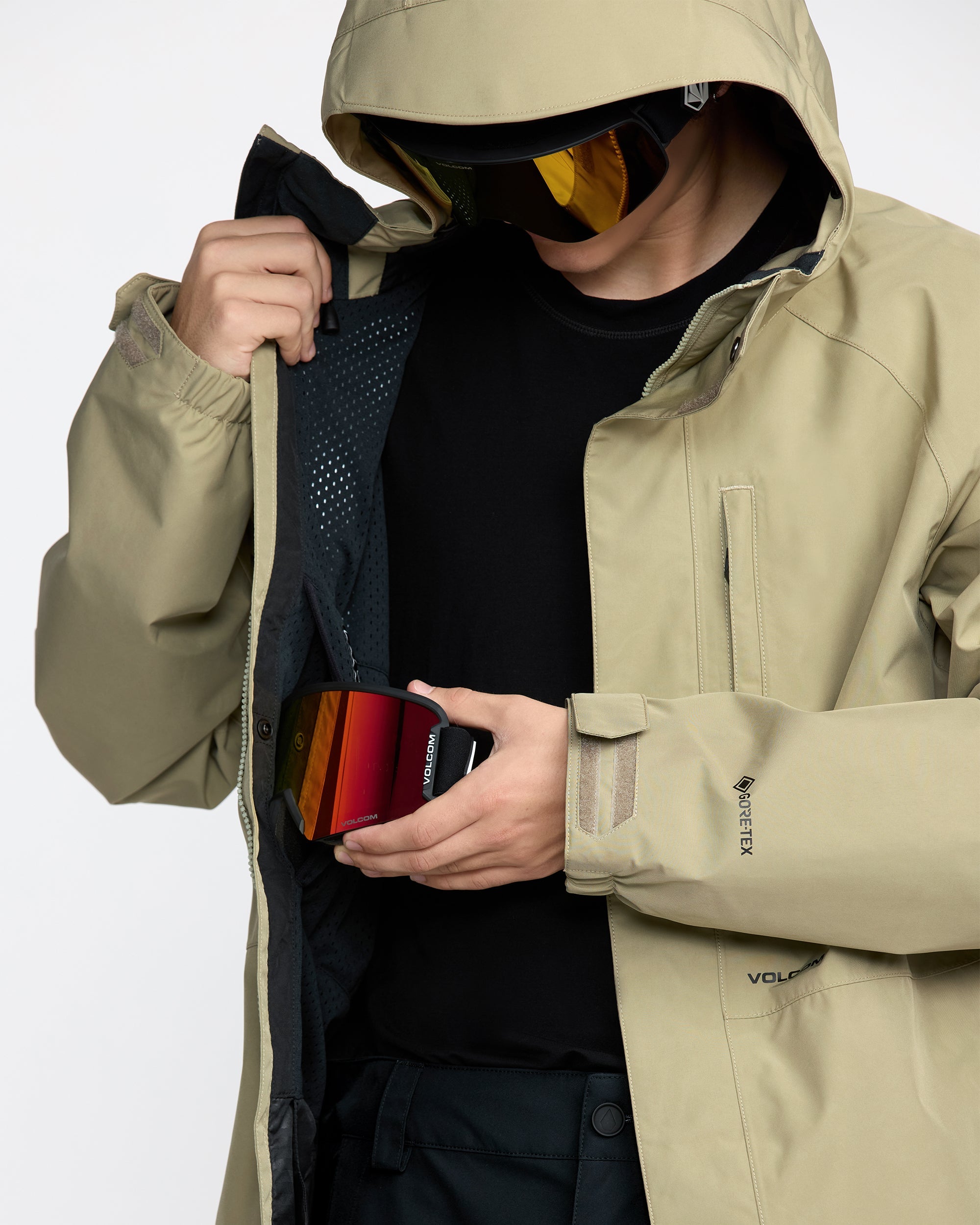 Volcom Men's Dua Gore-Tex Insulated Jacket 