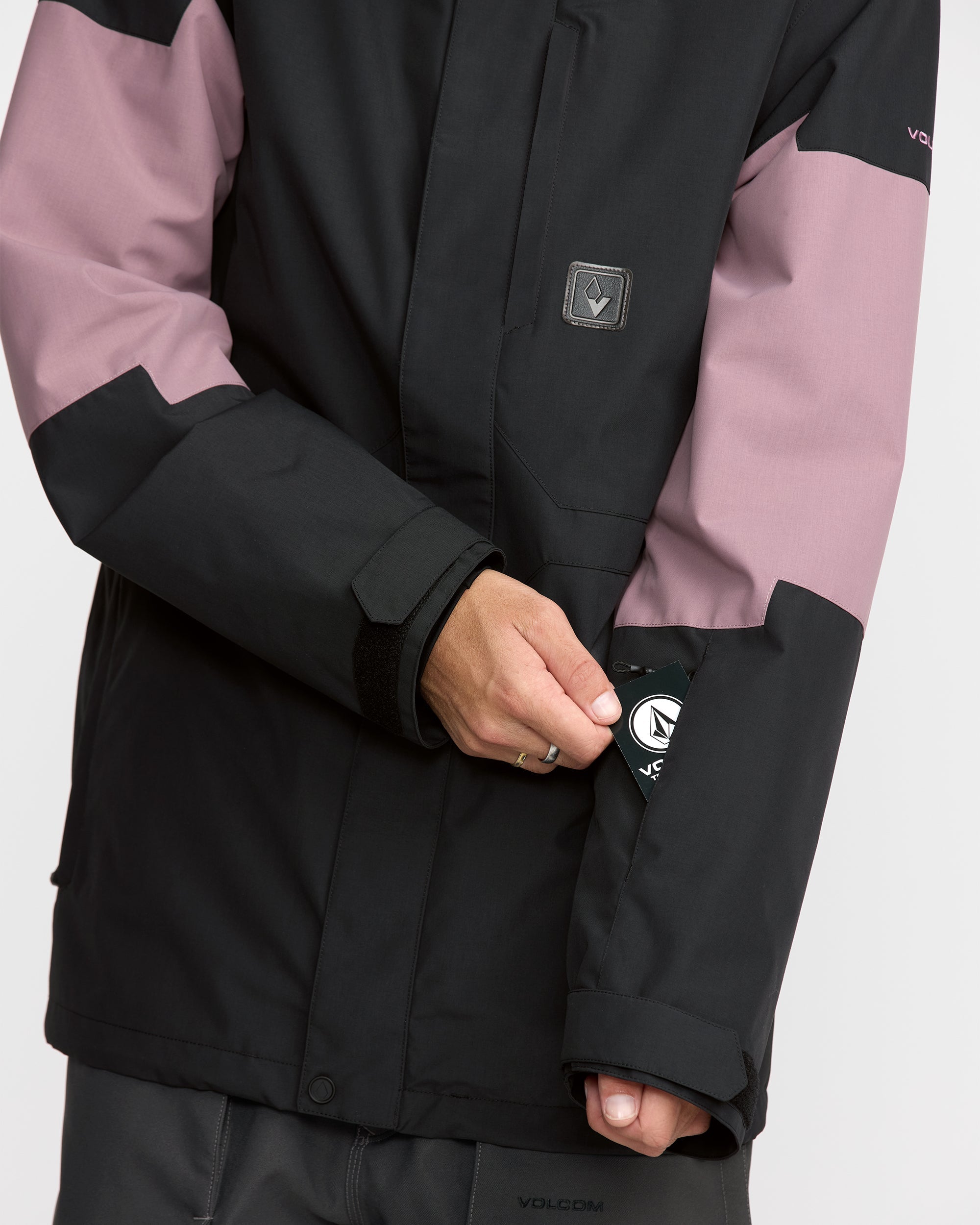 y出品 VOLCOM Holbeck Ins Jacket Volcom Primary Insulated Jacket - Men's -25/26 – Snowflake Ski Shop