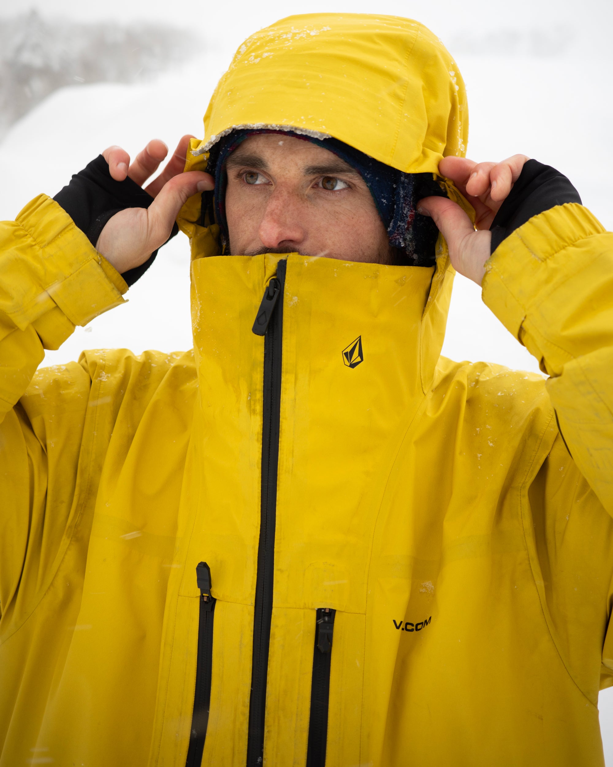 VOLCOM NYA TDS GORE-TEX JACKET BGR サイズS Men's TDS® Inf Gore-Tex Jacket - Volcom