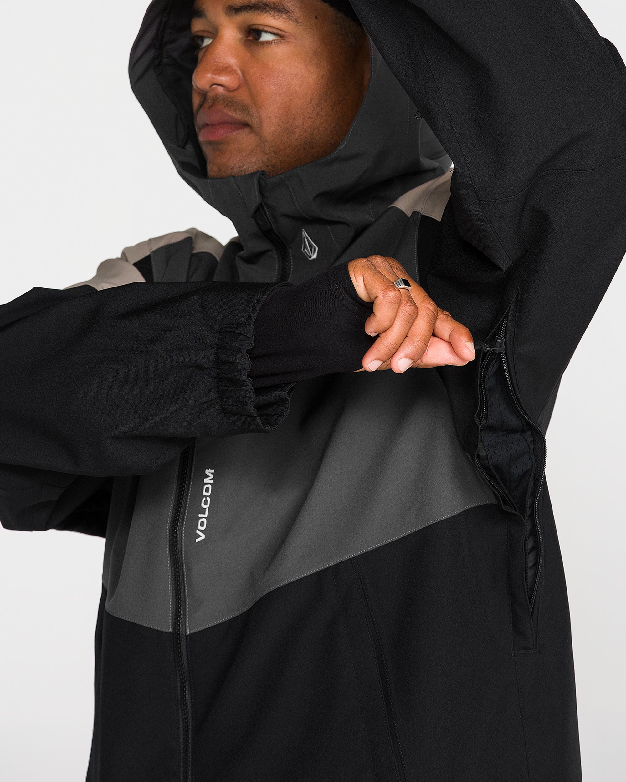 【ストロベリーシュガー】フライトジャケット L（ブラック） Men's Brighton Full Zip Jacket - Volcom