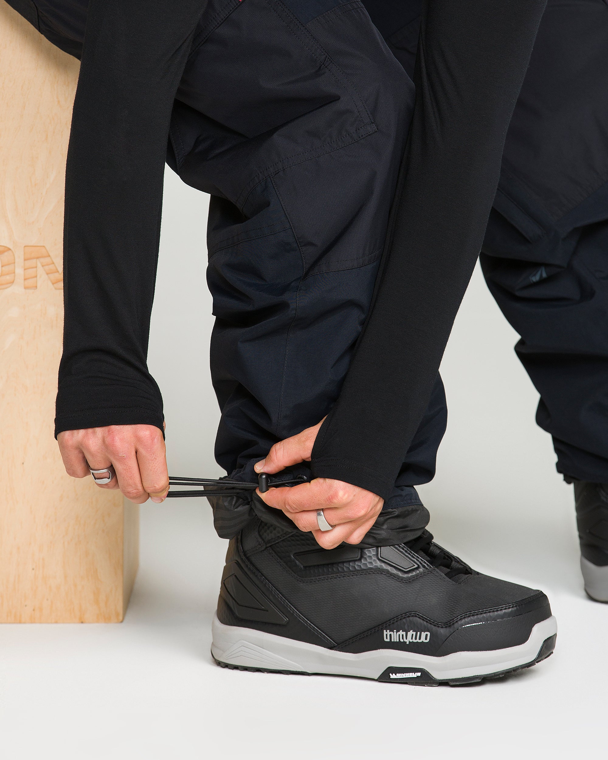 VOLCOM LONGO GORE-TEX pant Lサイズ Men's Longo Gore-Tex Pants - Volcom