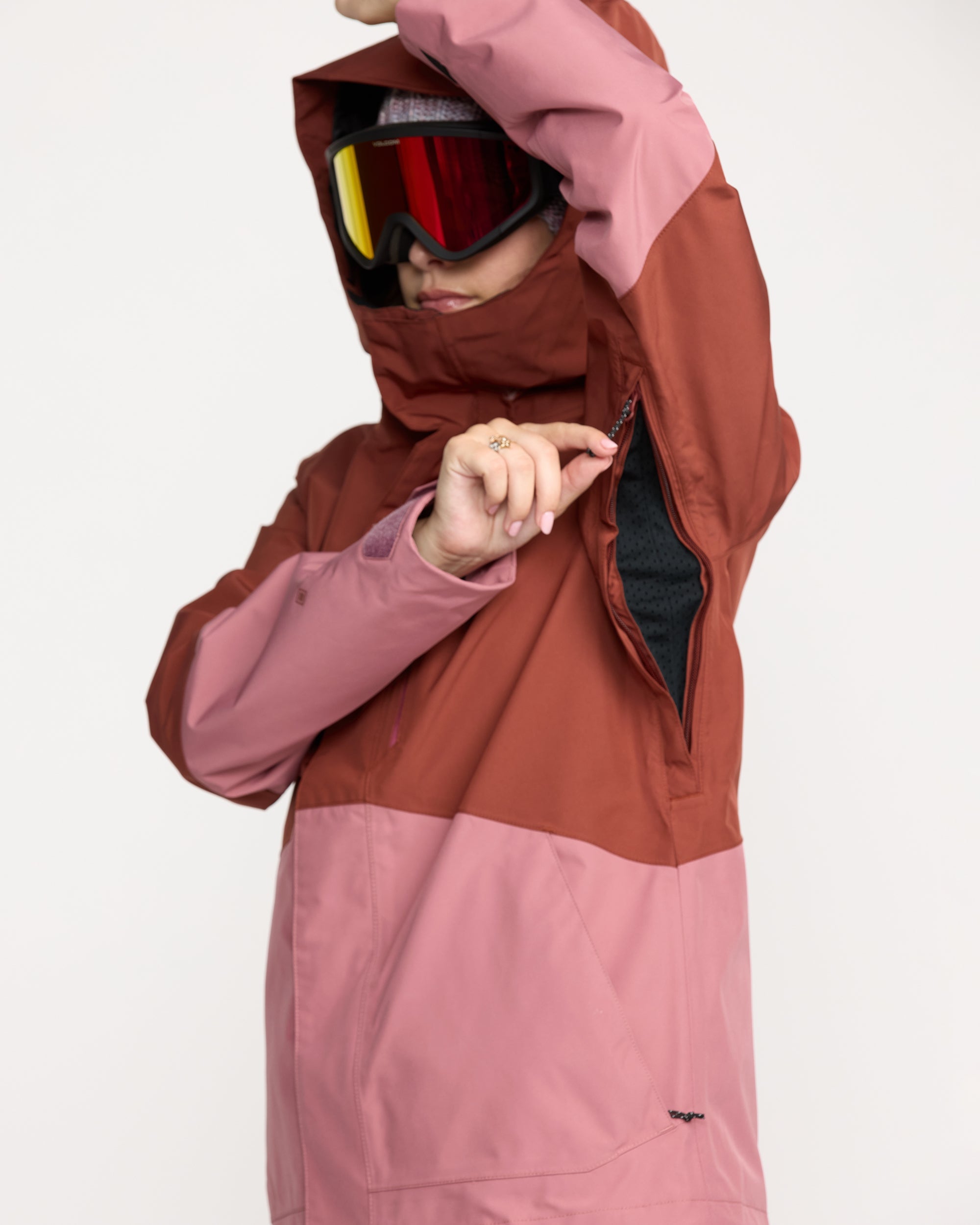 Women's V.Co Tech Eras Gore-Tex Insulated Jacket - Volcom