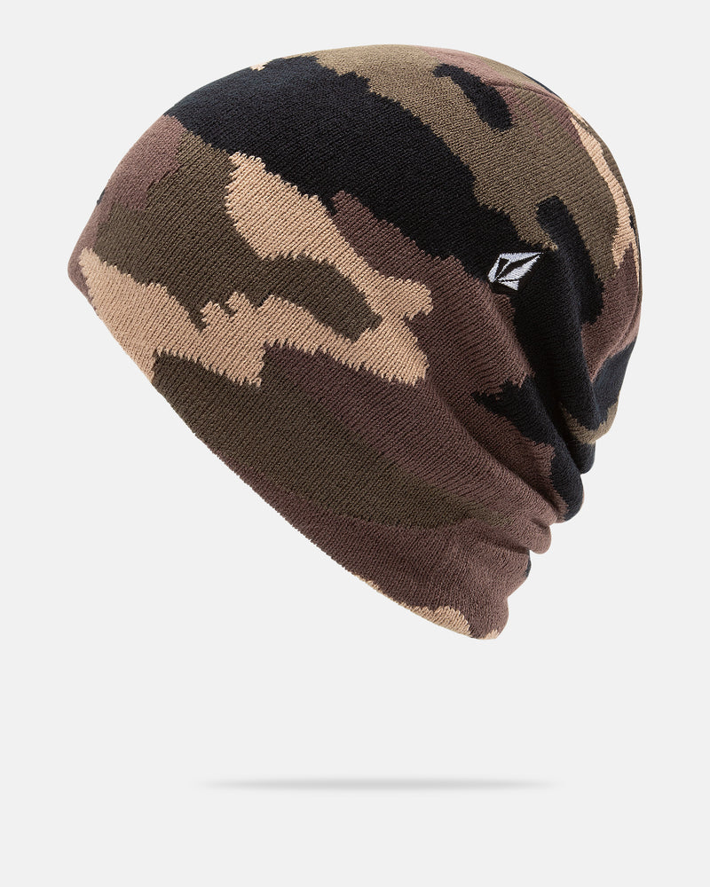 The Volcom Men’s Billbrd Beanie features a comfortable skull-fit knit in a slouchy style, designed with a green, brown, and black camouflage pattern and finished with a subtle logo tag on the side.