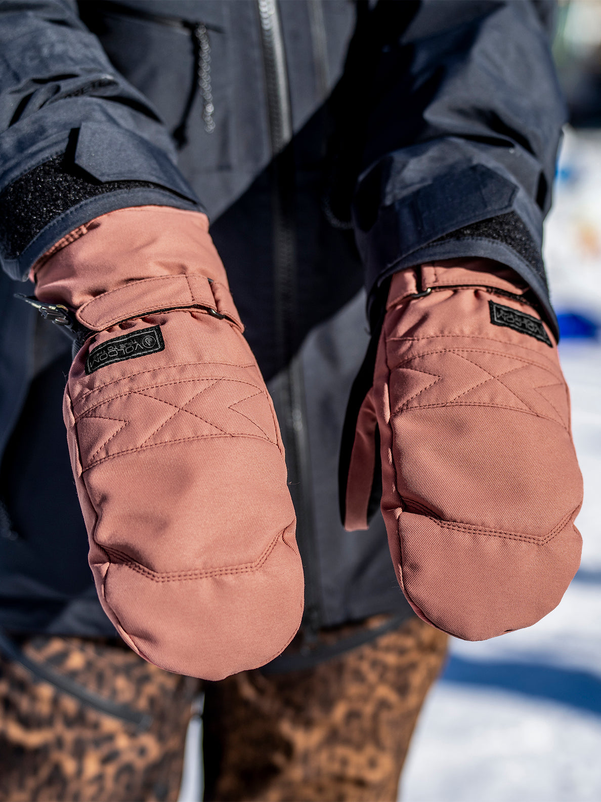 Womens Peep Gore-Tex Mitts - Earth Pink