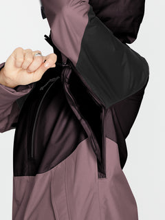 Womens Aris Insulated Gore-Tex Jacket - Black Plum (H0452311_BPM) [5]